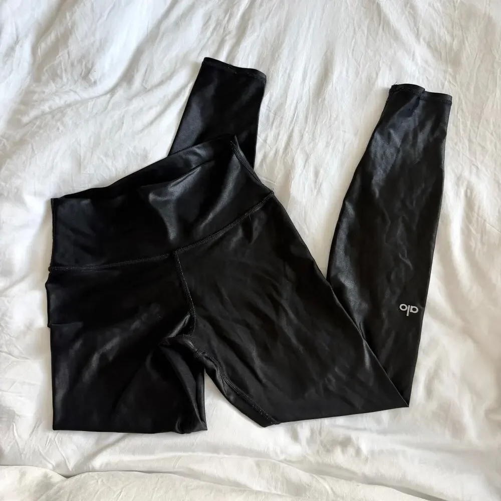 Alo Yoga High-Waist Shine‎ Legging in Anthracite Shine Size XS